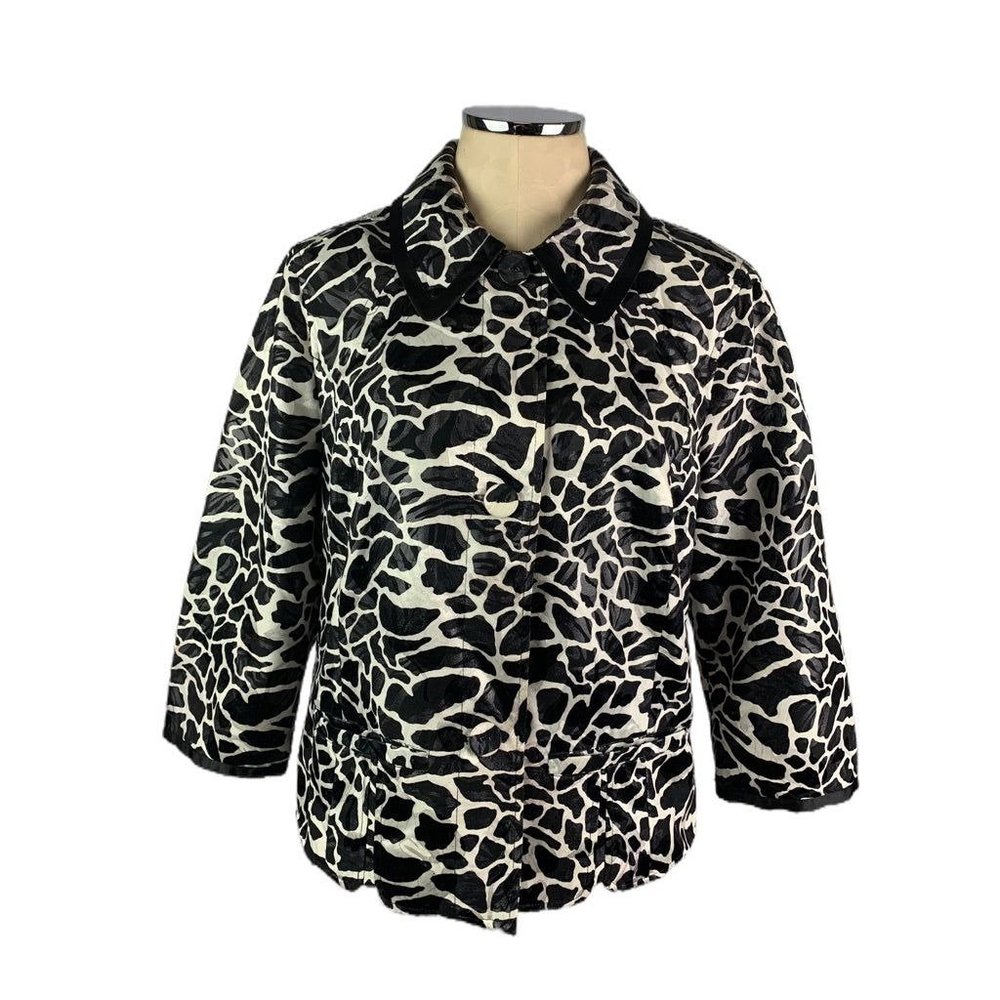 Large Chico's (Size 2) Women's Black White Animal Print Jacket Sheen